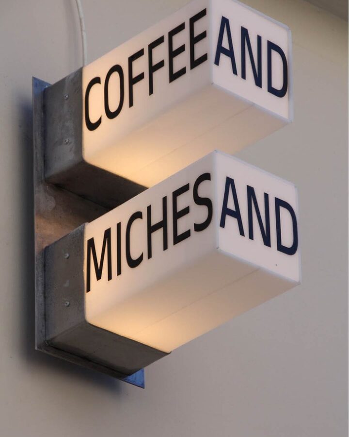 Enseigne lumineuse Coffee and / Miches and